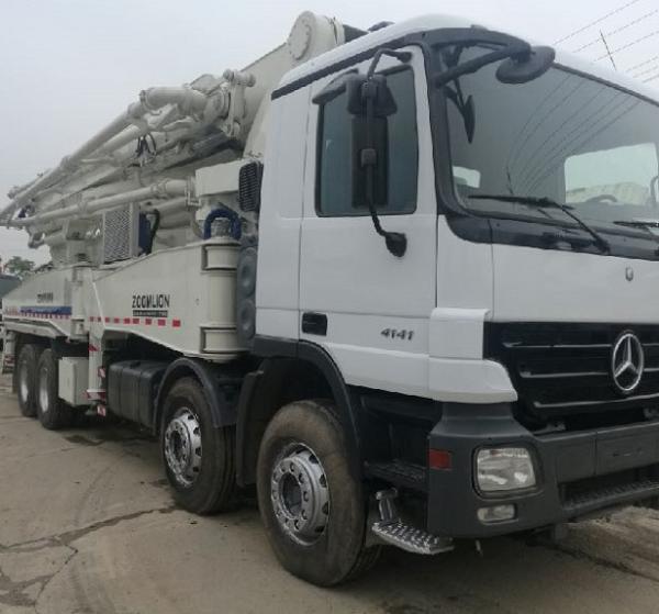 Zoomlion Boom Pump Truck 50 M Benz Used Concrete Pump Truck 300 Kw
