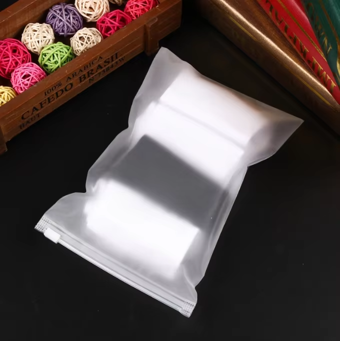 EVA Frosted Zipper Bag Plastic Ziplock Clothing Bags with Recyclable & Spot Printed Logo for Socks Shoes Fur Packing in Cartons