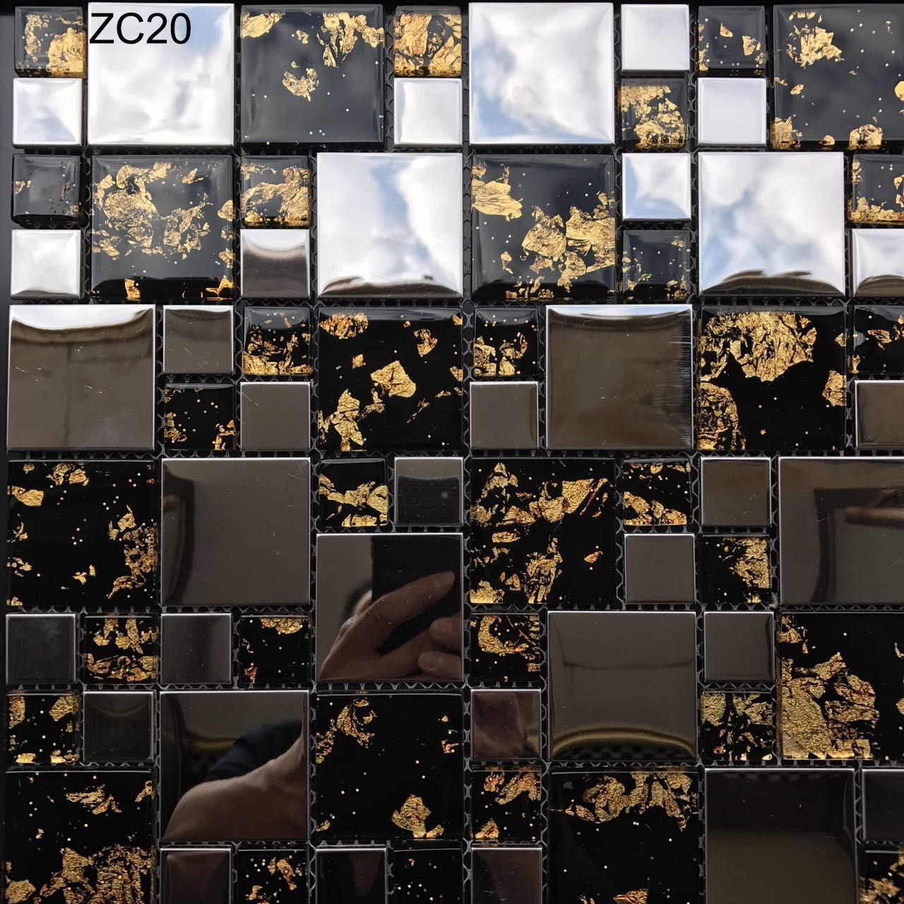 Stain-resistant and Decorative Bright Glass and Metal Wall Swimming Pool Mosaics For Renovation