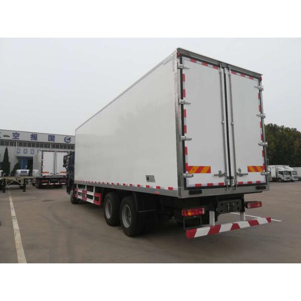 HOWO 6x4 336HP engine Refrigerator truck for sale