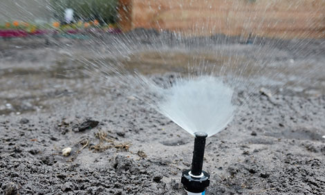 Полив Райнбирд ландшафта хлопает вверх Спринклерс степень спринклеров 0-360 сада