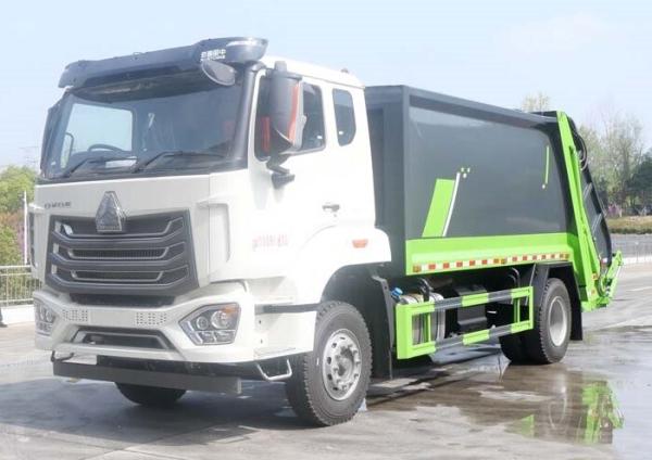 HOWO Good sales in Africa and Middle East Garbage Compactor Truck