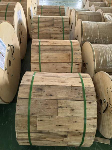 Aerial Outdoor Fiber Optic Cable 6 Core Single Mode GYXTW Armored Fiber Optic Cable