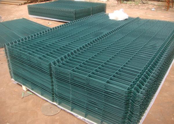 V Curved Welded Wire Fence / Galvanized Welded Wire Fabric Corrosion Resistance