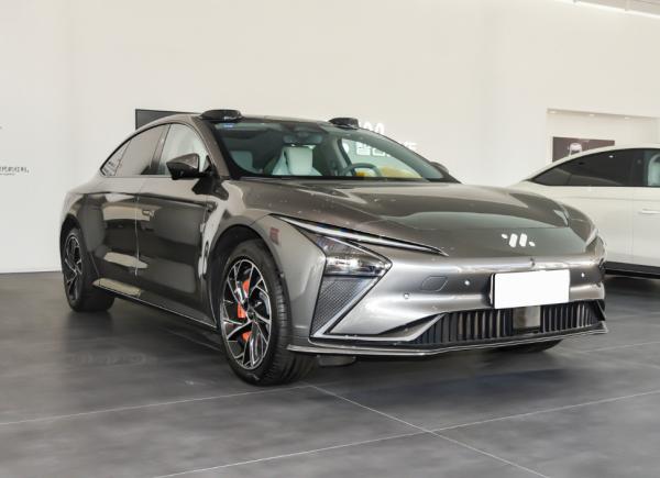 Sedan High Speed Sedan IM Electric Car IM L7 Vehicle New Energy EV Cars