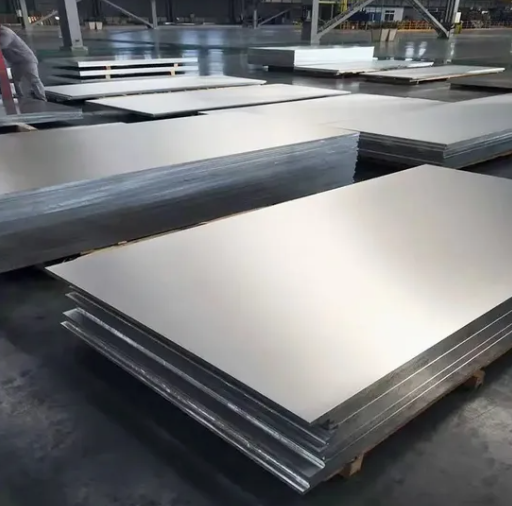 High hardness alloy steel plate designed for abrasion resistance and impact strength in mining and construction machinery