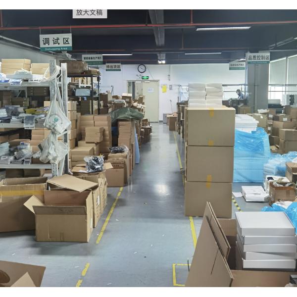 GSM900mhz DCS1800mhz 2100mhz Network Booster 5W Output 90dB Gain