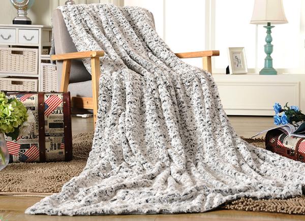 100% Polyester Pv Plush Soft Faux Fur Blanket Cozy Warm 150*200CM / 200*240CM
