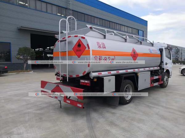 6000L Mobile Fuel Refueling Tanker Delivery Truck 6tons Oil Dispenser Truck
