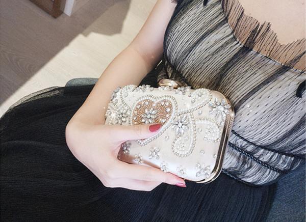 2019 new diamond dinner bag embroidery love bag handbag chain bag small square bag banquet crossbody evening bag