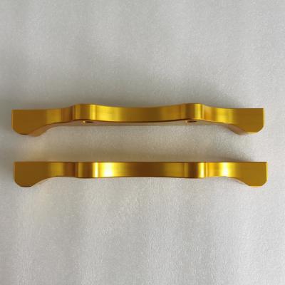 Suporte de alumínio Front Car Parts do compasso de calibre de 7075 freios do ouro da oxidação