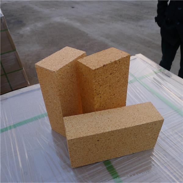 O Special dá forma aos tijolos da argila vermelha, tijolos de argila de fogo de 230 x de 114 x de 65mm para o forno