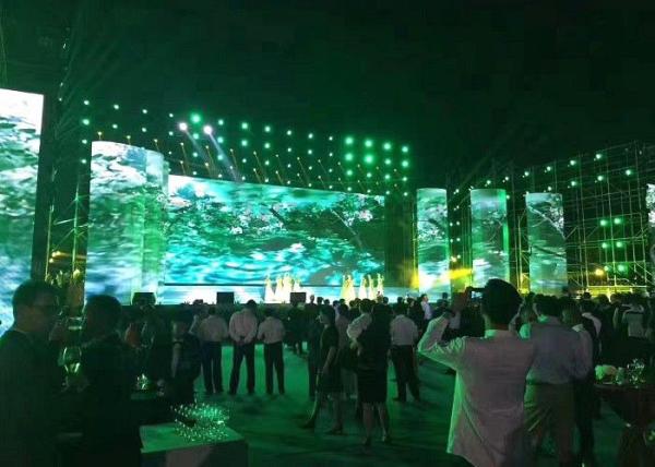 P4.81 Full Color Outdoor Rental Led Screen Video Advertising Board High Brightness