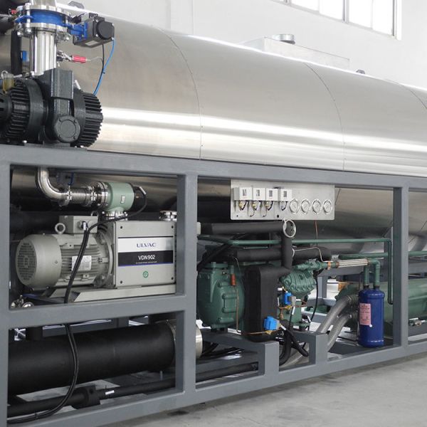 Professional 15 kg/batch Freeze Dryer with 70 mm Shelf Spacing and Touch Screen Operation for Industrial Food Processing