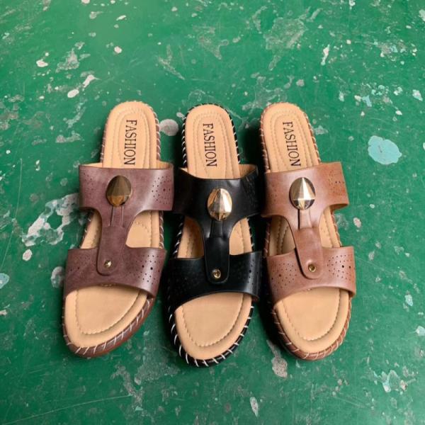 Ladies Causal Silppers New Style Three Colors Hot Summer Light Four Seasons Sizes 37-42