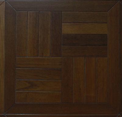 dalles en bois de parquet de teck de la Birmanie