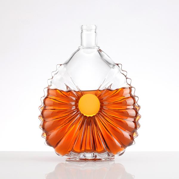 Aluminum Plastic PP Collar Customized Sealing Type 500ml 700ml Whiskey Glass Bottle