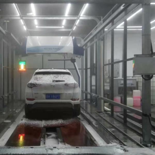 18000*2700*4200 мм Три щетки Автоматическое оборудование для стирки грузовиков и автобусов