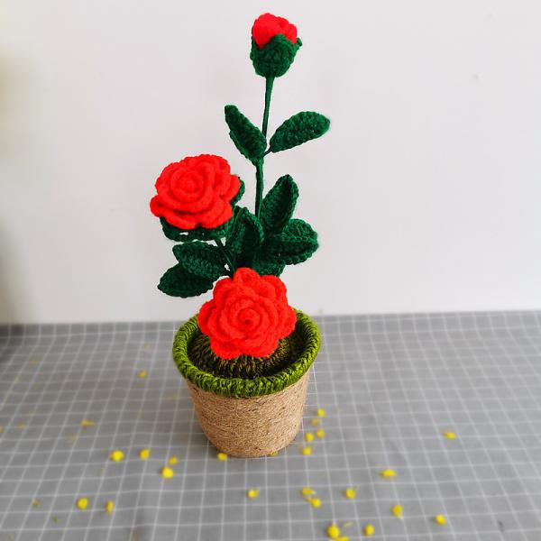 New Creative Luxury Handmade Crochet Knitting Plants Flowers Handicraft Home Decorations Crochet Flower