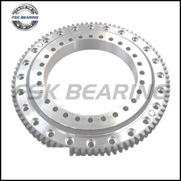 Premium Quality R200 Bottom Slewing Bearing Genuine Nissan Differential Side Carrier Bearing For Excavator