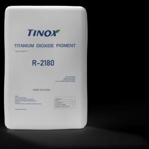 Insolúvel em água Dióxido de titânio Rutilo estável a temperaturas e pressões normais