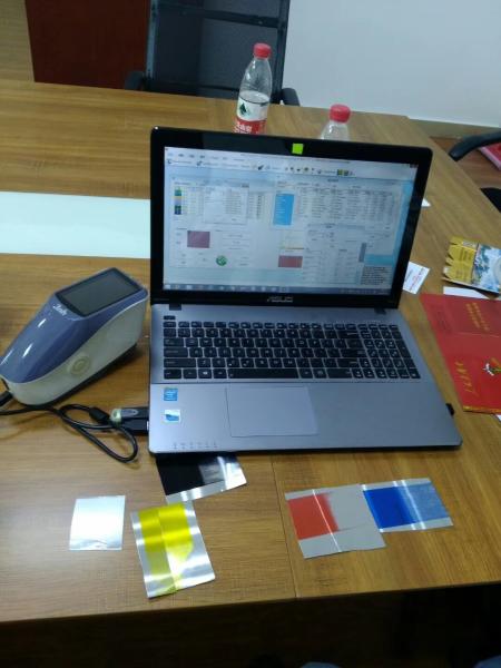 CIE LUV Handheld Spectrophotometer Colorimeter Color Analyzer YS3060 Touch Screen