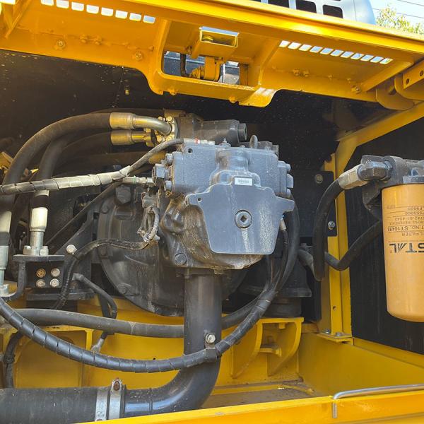 PC350-7 Used Komatsu Excavators Hydraulic 1.4m3 Capacity Bucket Cummins Engine