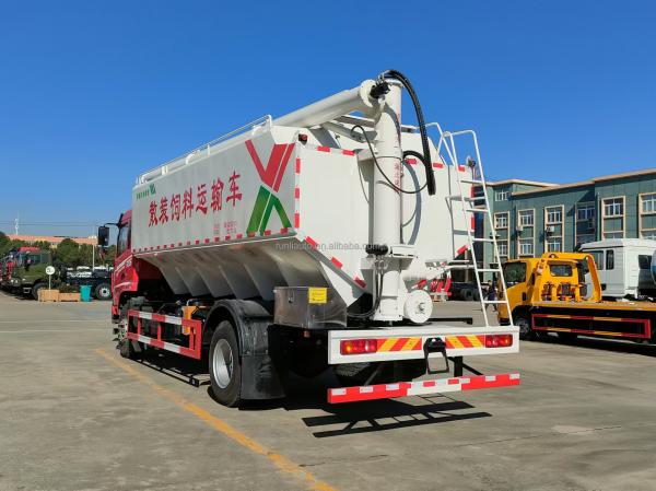 Factory DFAC DongFeng Livestock Feed Truck Small Livestock Feed Poultry Animal Bulk Feed Truck