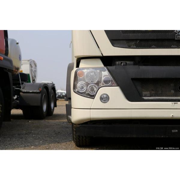 Hot 6X2 7.8m Fence Truck Sinotruk HOWO T5G Heavy Truck 270HP with Cargo Tank Dimension