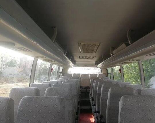 39 Seats Used Tour Bus , Diesel Fuel Used Higer Bus For Passenger Traveling