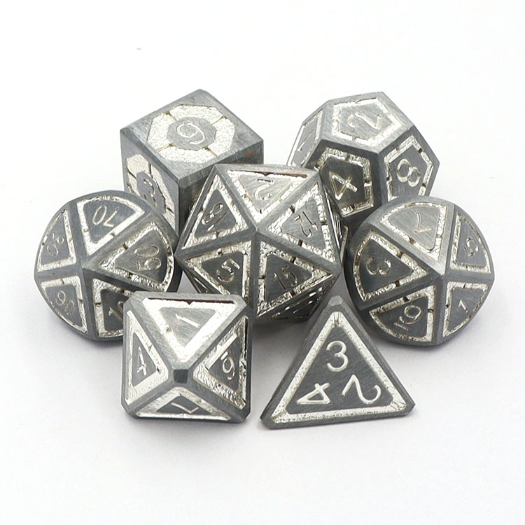 Zinc Alloy Metal Dice Set with Custom Colors and 14-20mm Size for DND & RPGs