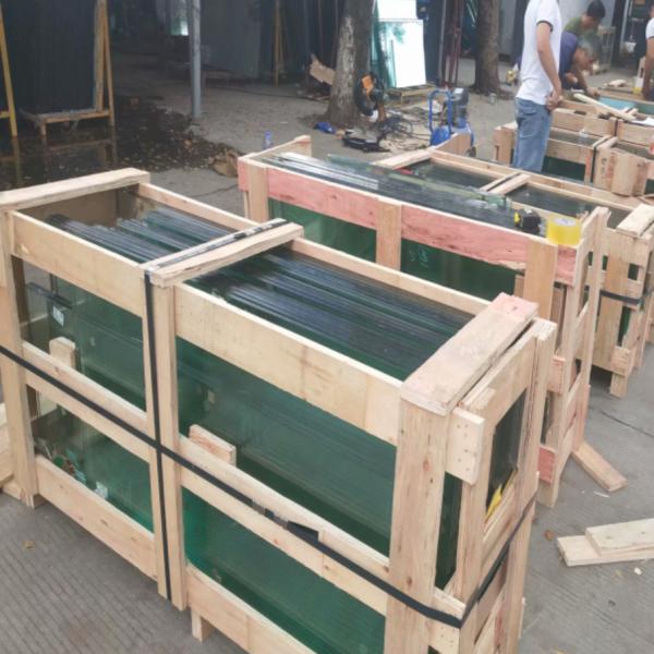 Вакуумная низкоэнергетическая стеклянная дверь