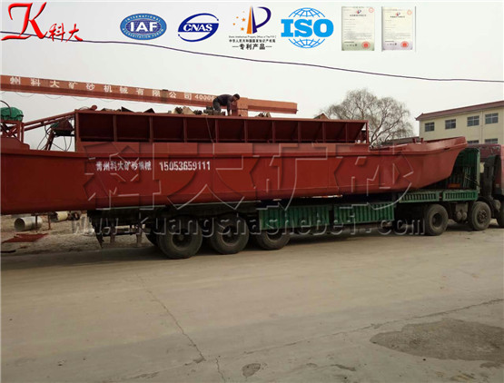 Diesel Bucket Chain Gold Mining Dredger with 24m Dredging Depth 200cm Draught