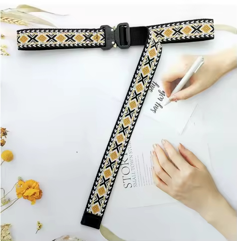 Wholesale New Style Blue and White Diamond Pattern Canvas Belt with Black Buckle, Stylish Accessory for Casual & Customizable  Bohemian Looks