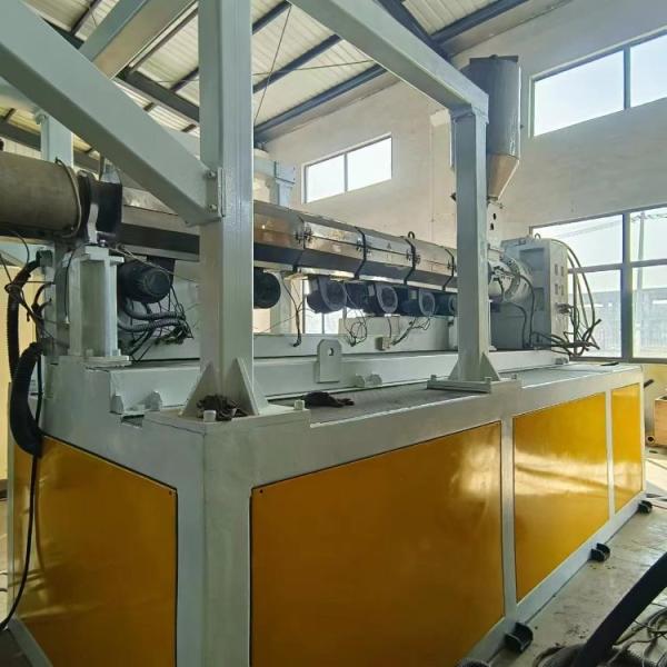 Máquinas de extrusão de perfis de resíduos plásticos usados para o processamento eficiente de plásticos