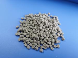 プラスチックの脱泡マスターバッチは,リサイクルされたPE材料の水分関連問題を解決する