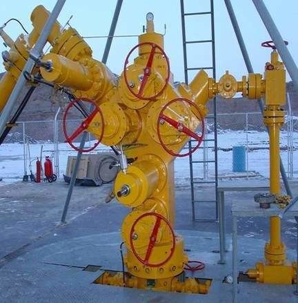 API 6A Wellhead 2-1/16 15000psi Fracturing Christmas Tree, API 6A Typical Fracturing X-Mas Tree System