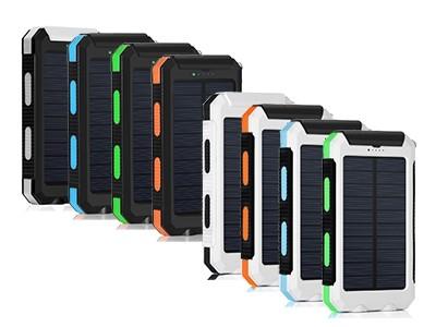 Inbuilt Compass 8000mAh Polymer Battery IP67 Waterproof Solar Power Bank for Hiking