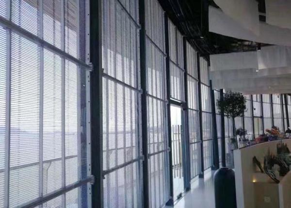 2500nits P3.9 Window Glass Led Display 150W LED transparent display