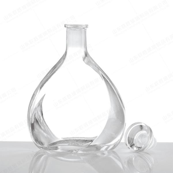 Customized Bottle Color Gin Vodka Tequila Fancy Liquor Glass Bottle with Sealed Cork Lid