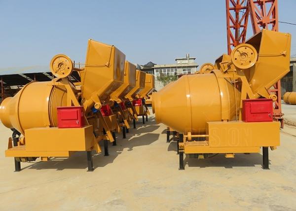 Mini Portable Concrete Mixer / Cement Mixer Machine 300L With Self Skip Loader
