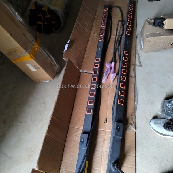 1U Rack Mount PDU with Network Communication and Single Phase AC 32A 100-240V Input