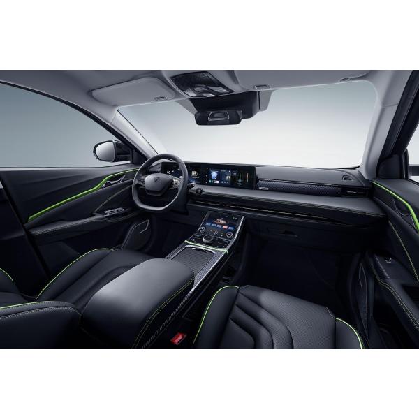 Blue Color SUV EV Cars 5 Doors 5 Seater U Nezha New Energy Vehicles