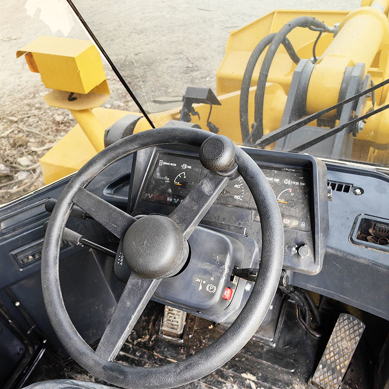 Вторая рука переднее колесо 380 Komatsu загрузчик 16 тонн гидравлический