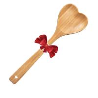 Cuchara de bambú en forma de corazón de madera grabada para cocinar la cucharada de amor
