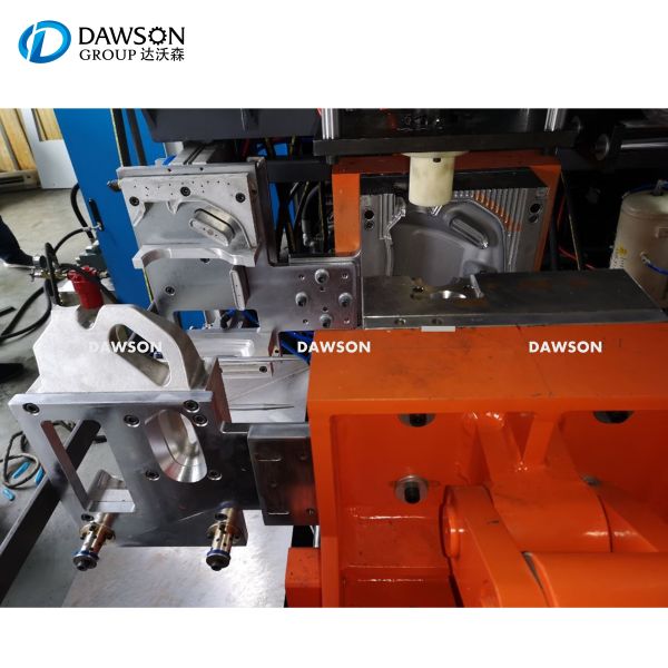 Accumulator Capacity 0 L Automatic HDPE PP Bottle Container Making Milk Bottle Plastic Processing Extrusion Blow Molding System