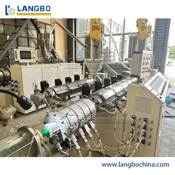 Chine Chaud Froid 20-63mm Approvisionnement en eau Ligne de production de tuyaux en PPR / Machine d'extrusion