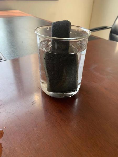 Matériau du noyau de polyester Bentoinite hydrophile bande d'arrêt d'eau 20*25 mm pour le béton