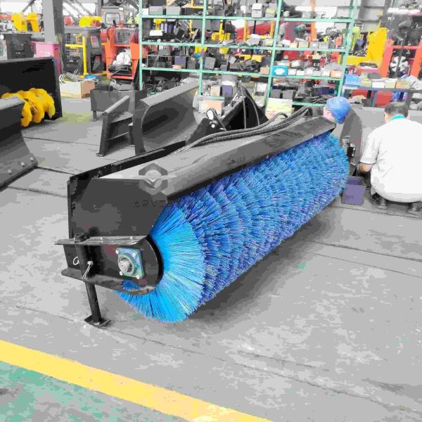 1100kg skid steer chargeur JC100 Weichai 73kw avec 84 'angle balayage À vendre