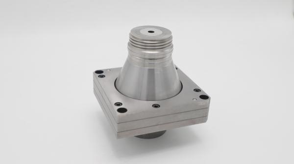 HRC58 Injection Molded Parts Plastics Injection Moulding Collapsible Core